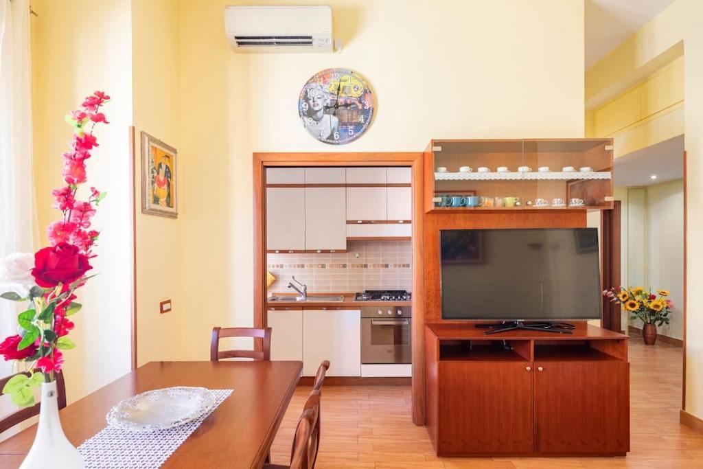 Casa Angelina Con 3 Camere Da Letto 로마 외부 사진